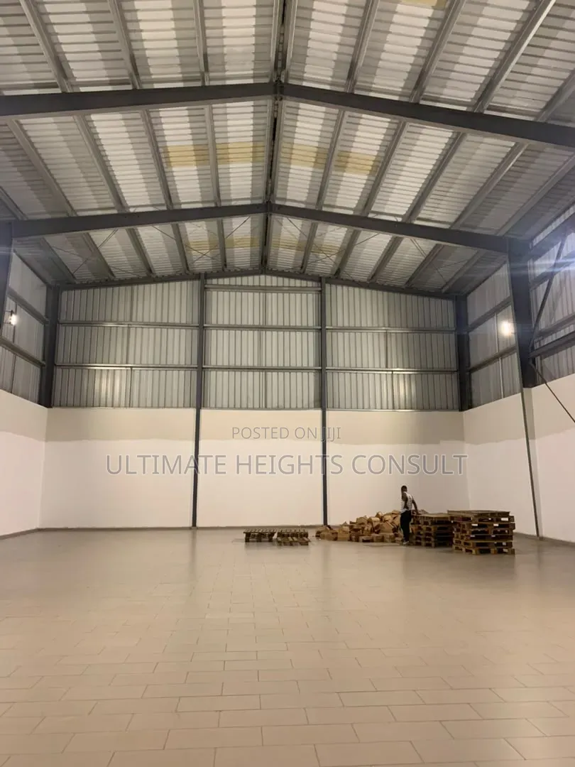 Warehouse 500 Square Meters for Rent at West Legon
