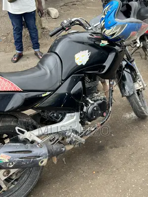 Yamaha 2015 Black