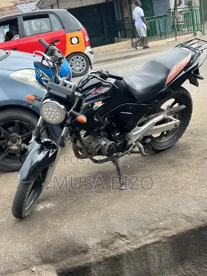 Yamaha 2015 Black