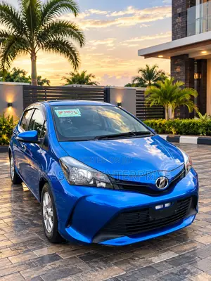 Toyota Vitz 1.3 AWD 5dr 2015 Blue