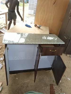 4 Ft Kitchen Cabinet