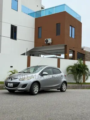 Mazda 2 2012 Gray