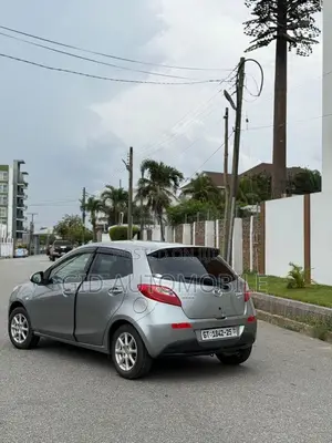Mazda 2 2012 Gray