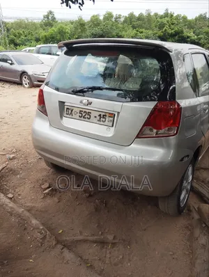 Chevrolet Aveo 2011 Silver