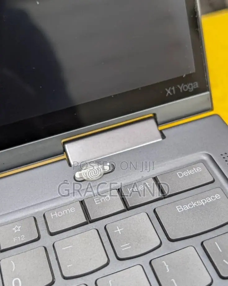 Laptop Lenovo ThinkPad X1 Yoga Gen 8 16GB Intel Core i7 SSD 256GB