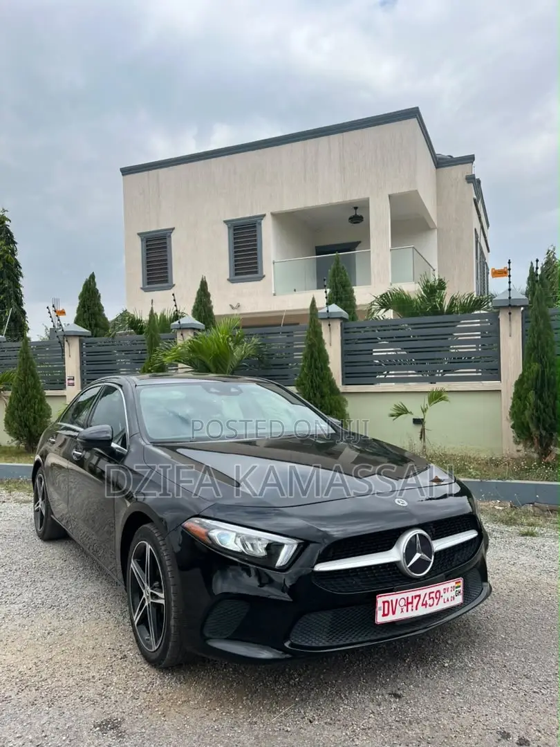 Mercedes-Benz 220 2019 Black
