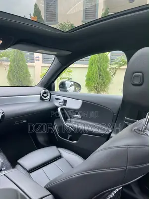 Mercedes-Benz 220 2019 Black