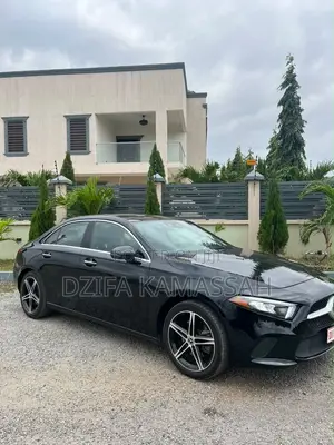 Mercedes-Benz 220 2019 Black