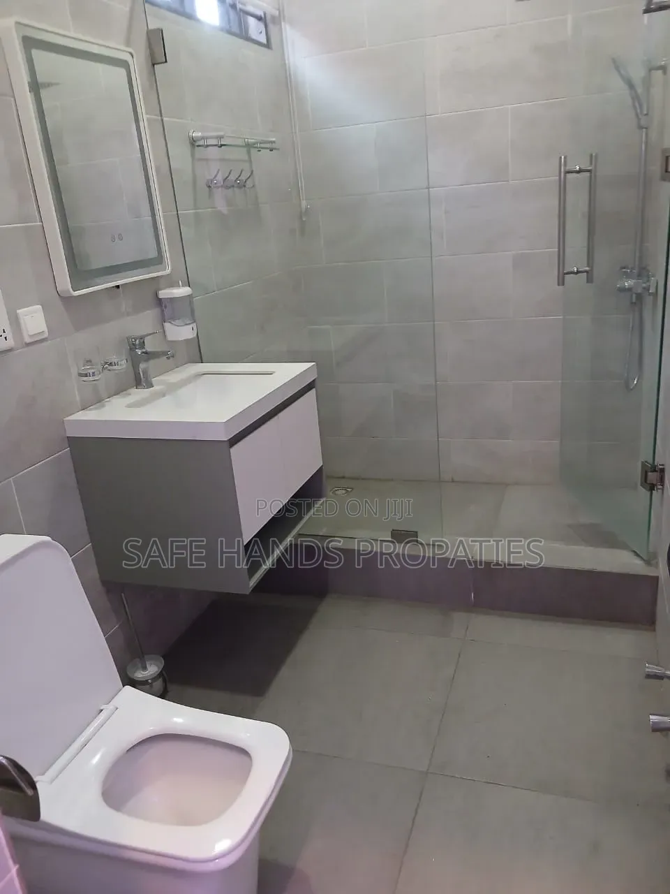 4bdrm House in Trasaco, Accra Metropolitan for rent