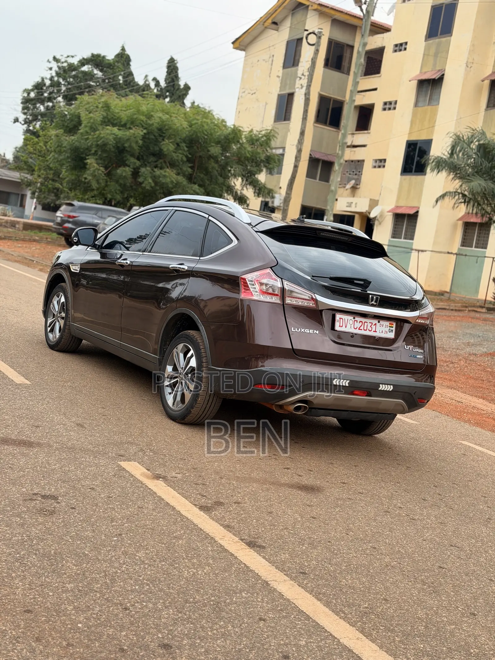 Luxgen U6 2.0 Petrol FWD 2017 Brown