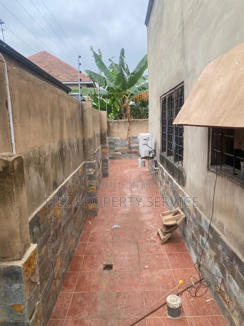 4bdrm House in Abgoba, School Park Area for rent
