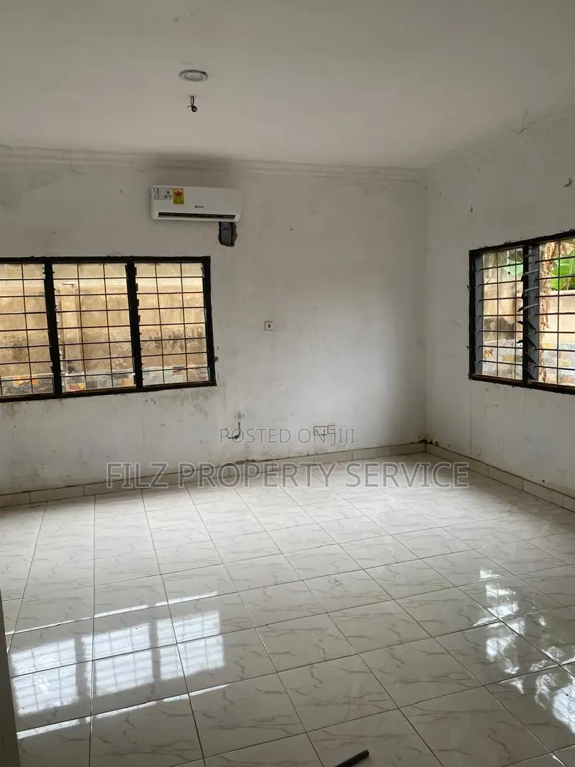 4bdrm House in Abgoba, School Park Area for rent