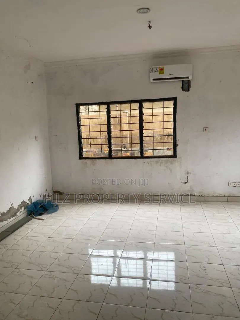 4bdrm House in Abgoba, School Park Area for rent