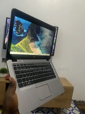 Laptop HP EliteBook 820 G4 8GB Intel Core i5 SSD 256GB