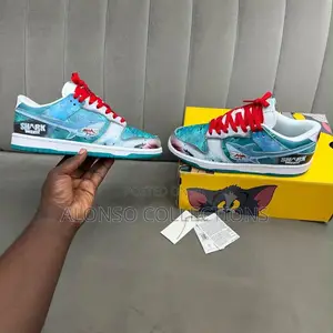 Nike Sb Low Dunk  Shark X Jaws