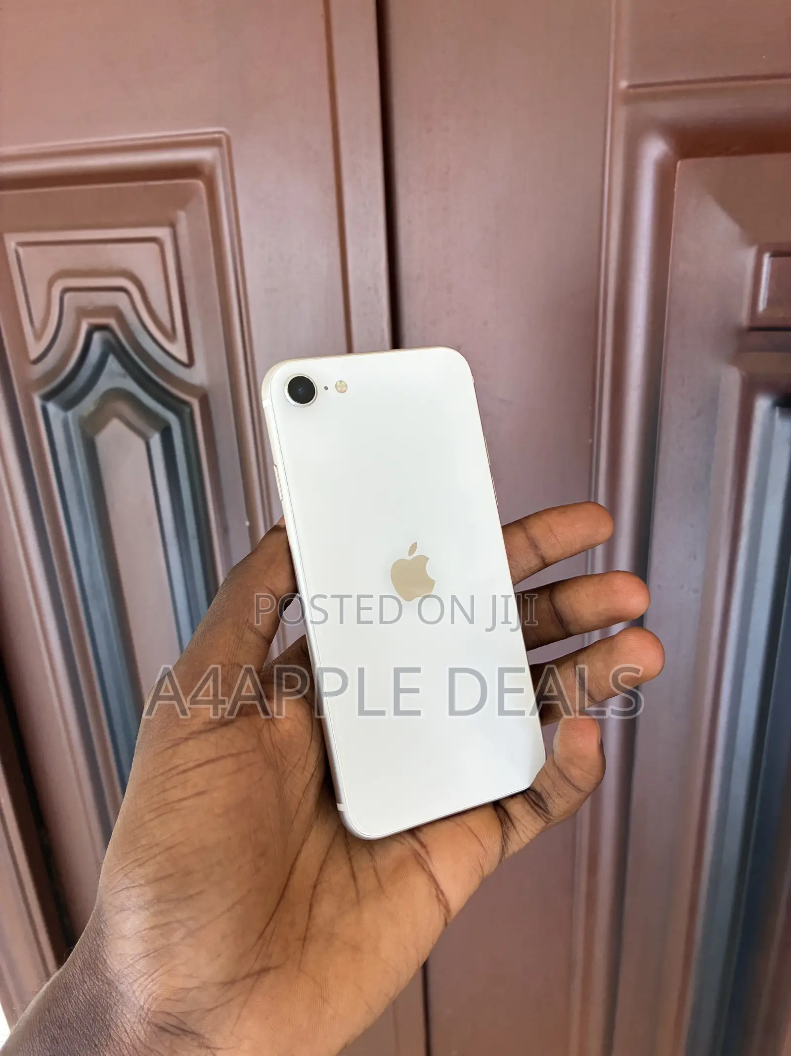 Apple iPhone SE (2020) 64 GB White