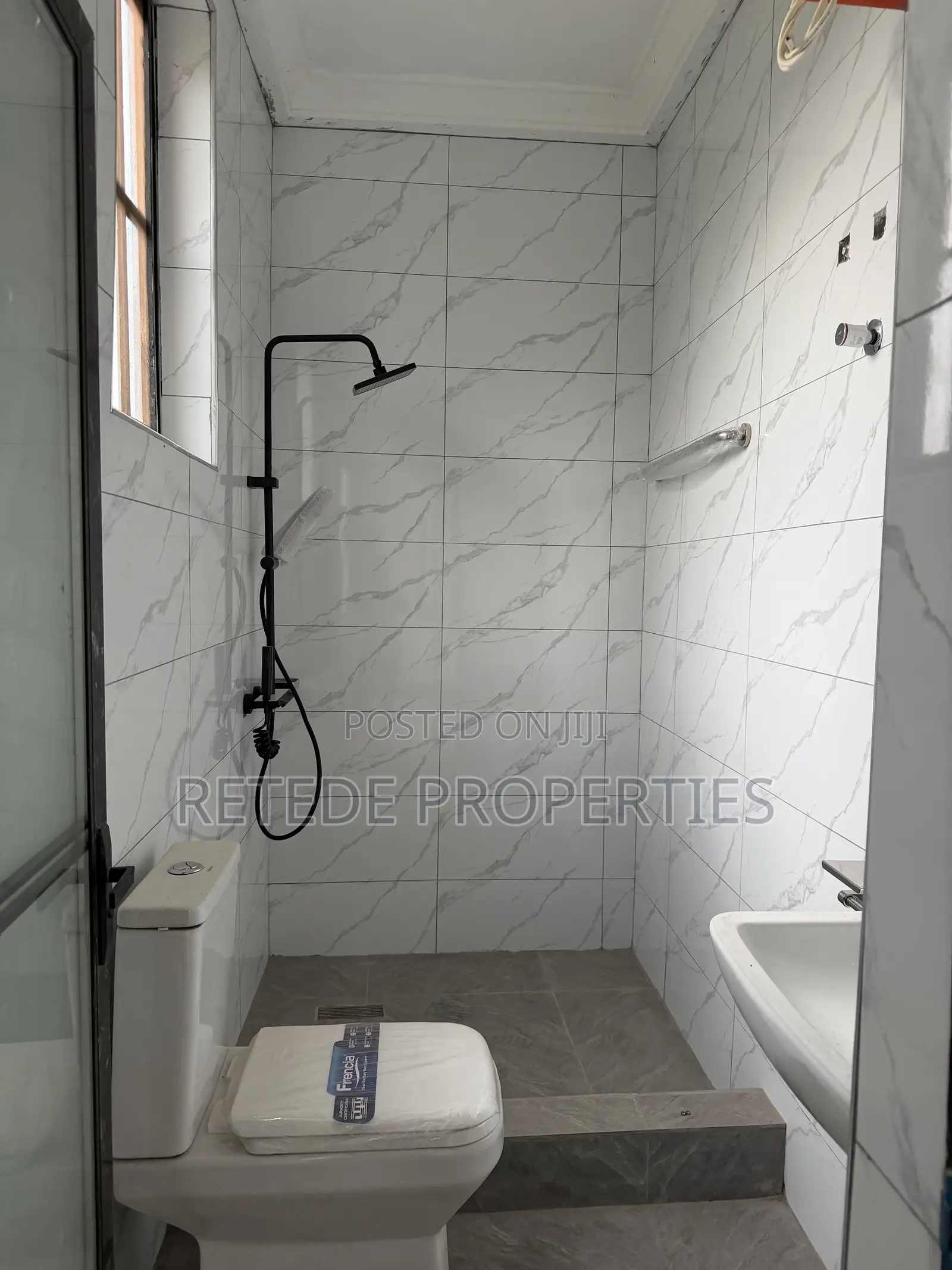2bdrm Apartment in Retede Properties, Atwima Kwanwoma for rent