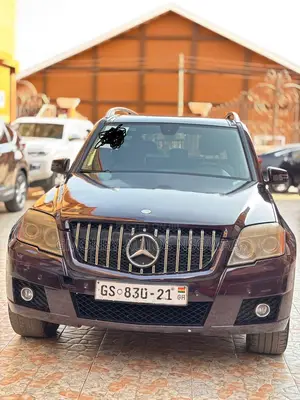 Mercedes-Benz GLK-Class Base GLK 350 4dr AWD 4MATIC (3.5L 6cyl 7A) 2015