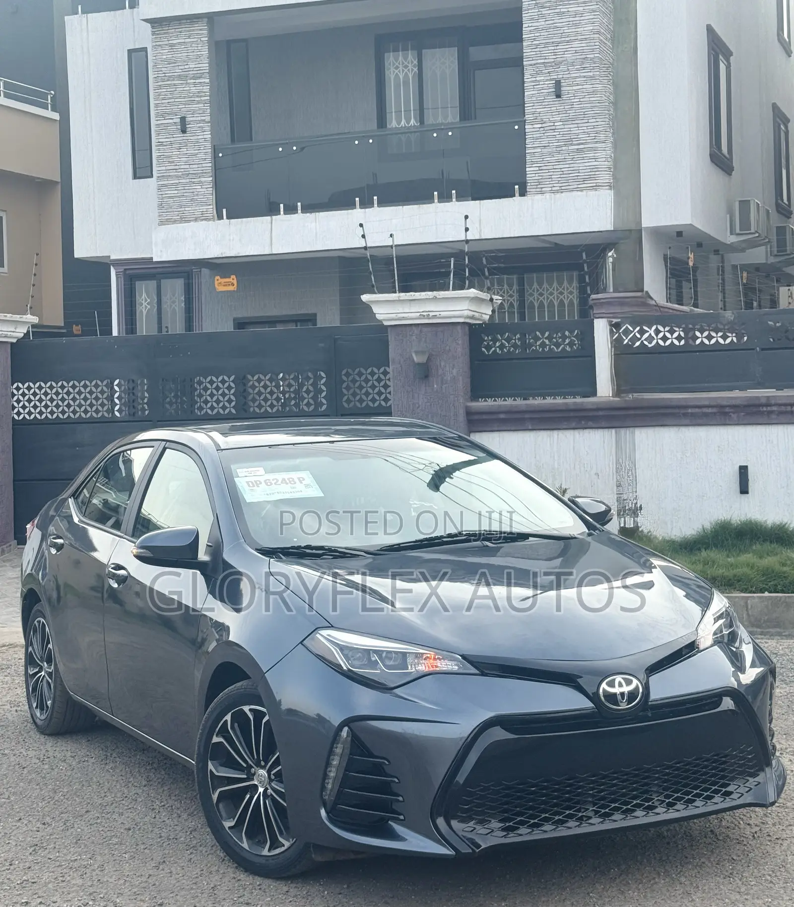 Toyota Corolla S 4dr Sedan (1.8L 4cyl CVT) 2015 Gray
