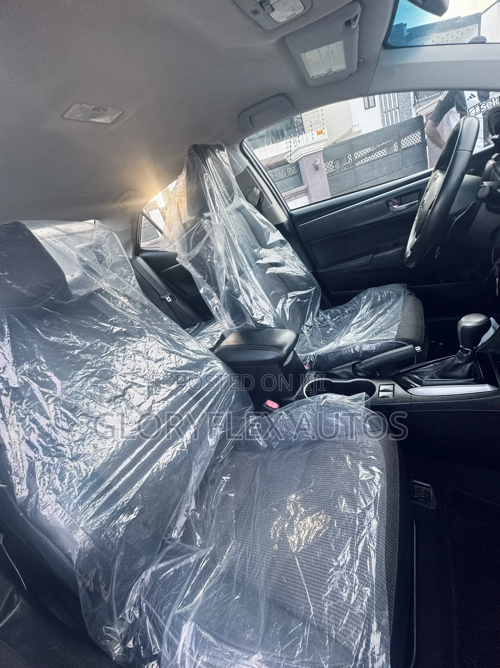 Toyota Corolla S 4dr Sedan (1.8L 4cyl CVT) 2015 Gray