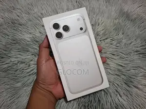 New Apple iPhone 17 Pro Max 1 TB Silver