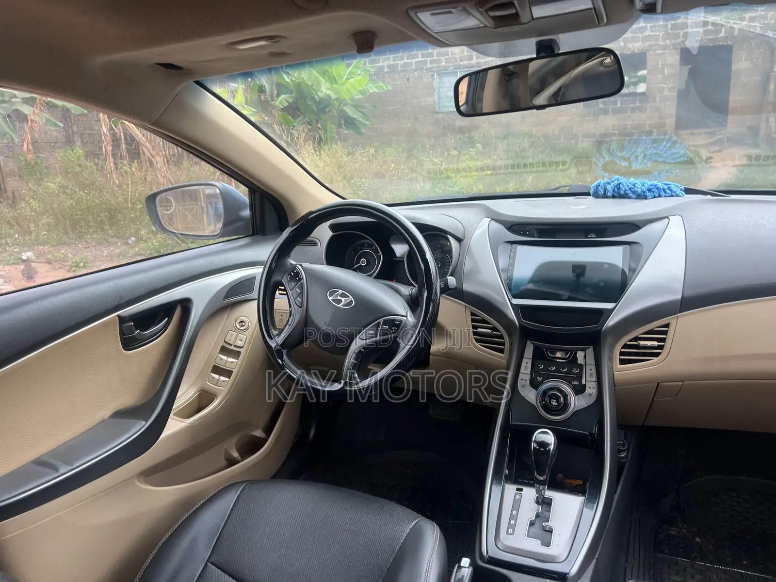 Hyundai Elantra Limited Sedan FWD (1.8L 4cyl 6A) 2013 Blue