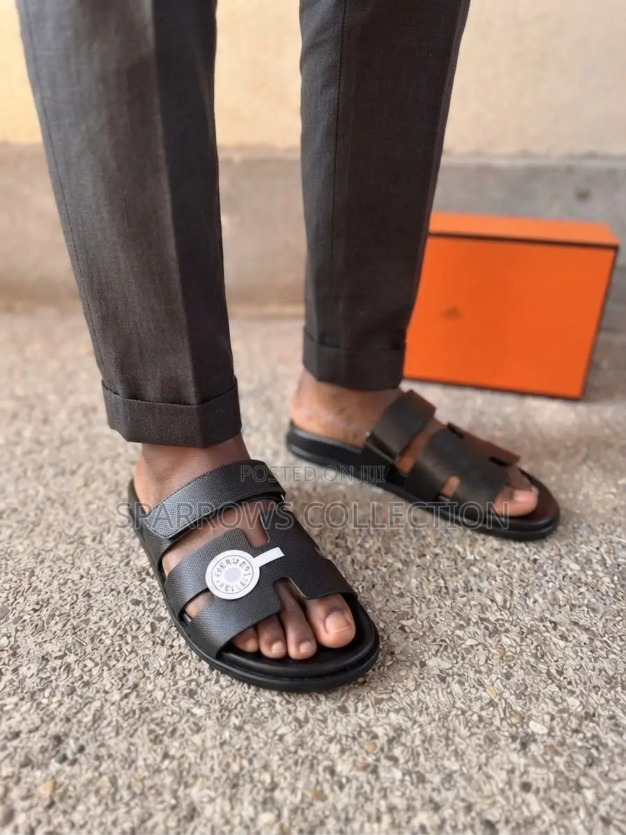 Hermès Chypre Style Black Slippers
