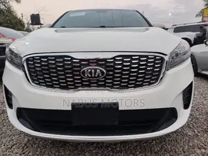 Kia Sorento 2.4L LX AWD 2019 White