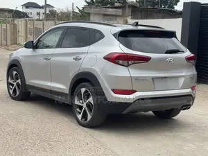 Hyundai Tucson 2016 Silver