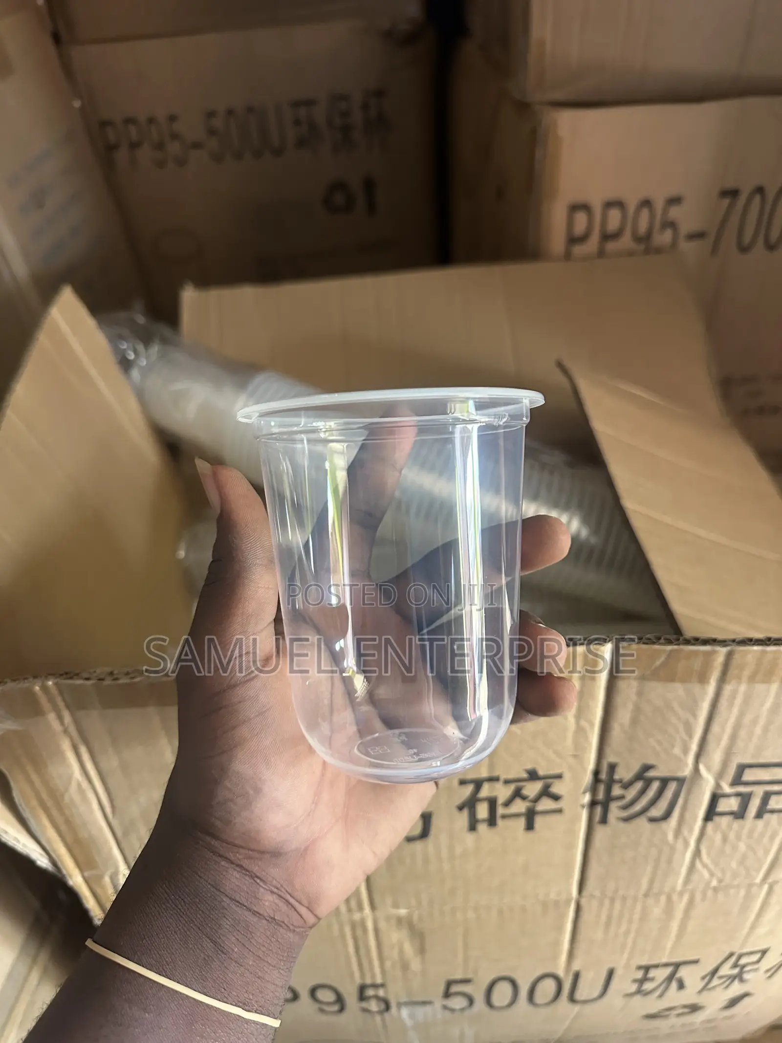 U Shape Cups
