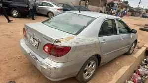 Toyota Corolla 1.8 VVTL-i TS 2007 Silver