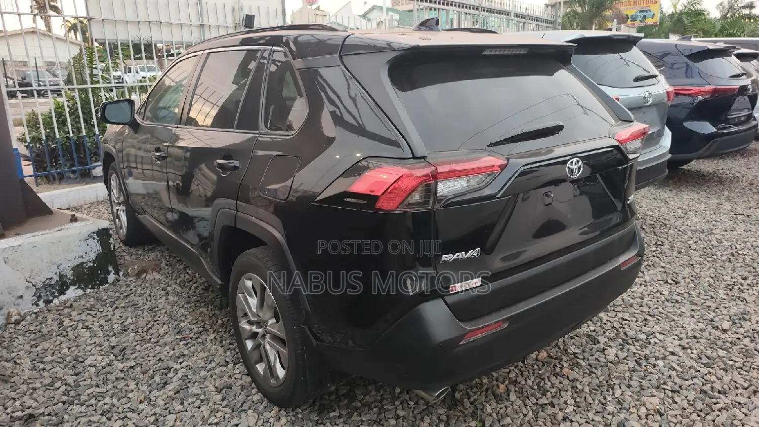 Toyota RAV4 XLE AWD 2024 Gray
