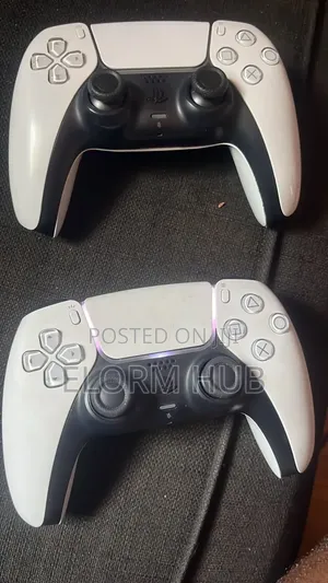 Original Ps5 Controllers Available