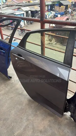 Civic 17 Door Back Right Used