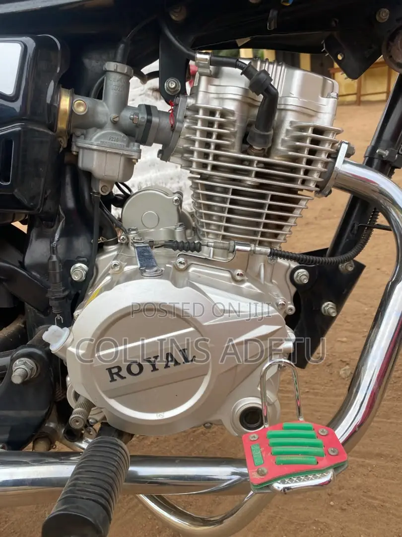 New Royal RY125 2026 Black