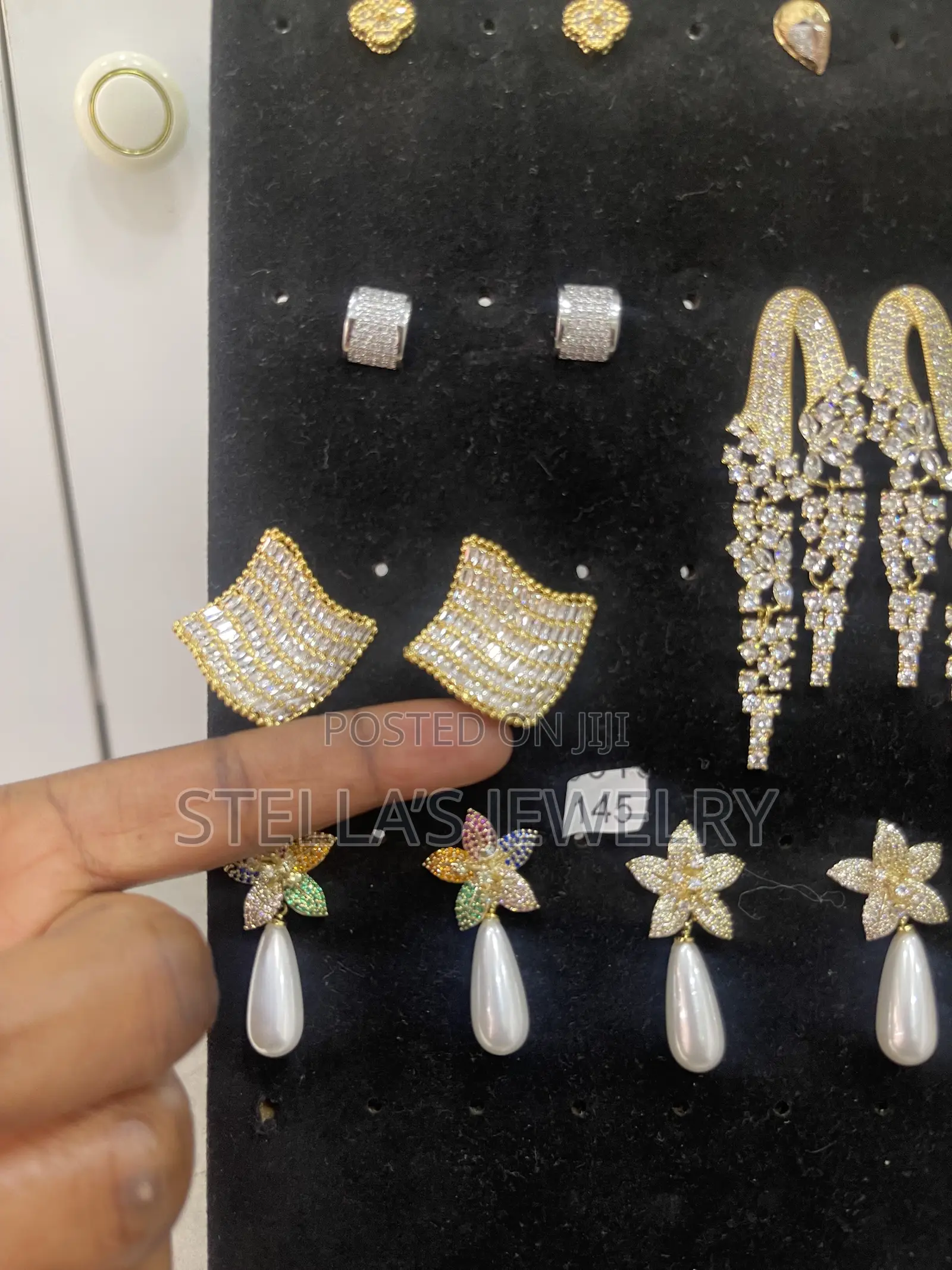 Quality Earring 165