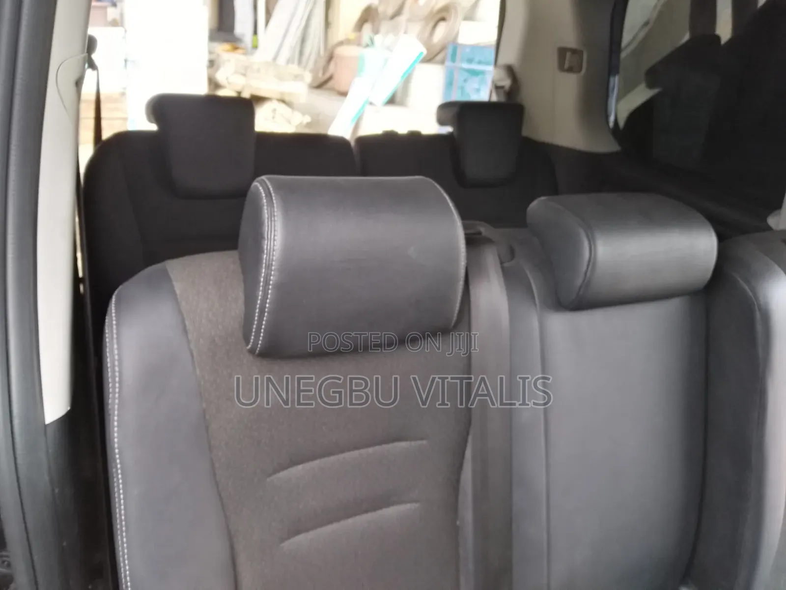 Toyota Voxy X 2WD 8-Seater 2012 Black