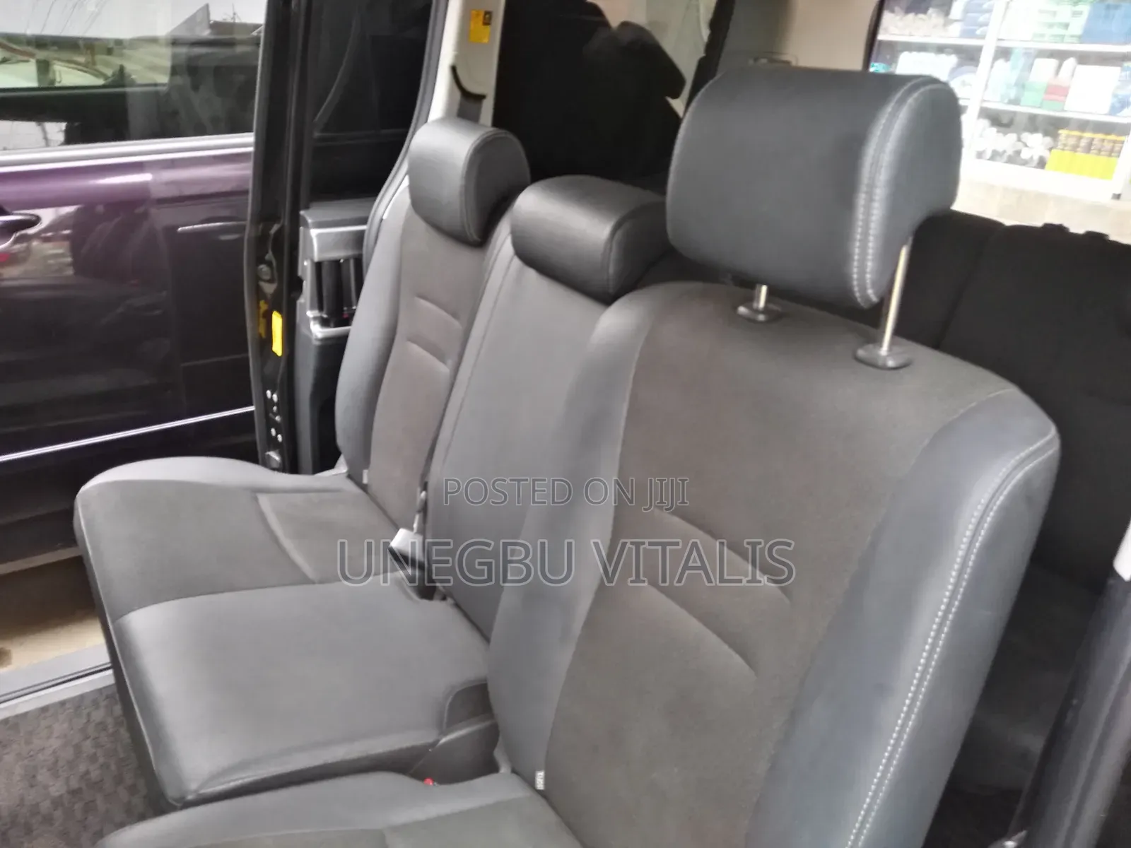 Toyota Voxy X 2WD 8-Seater 2012 Black