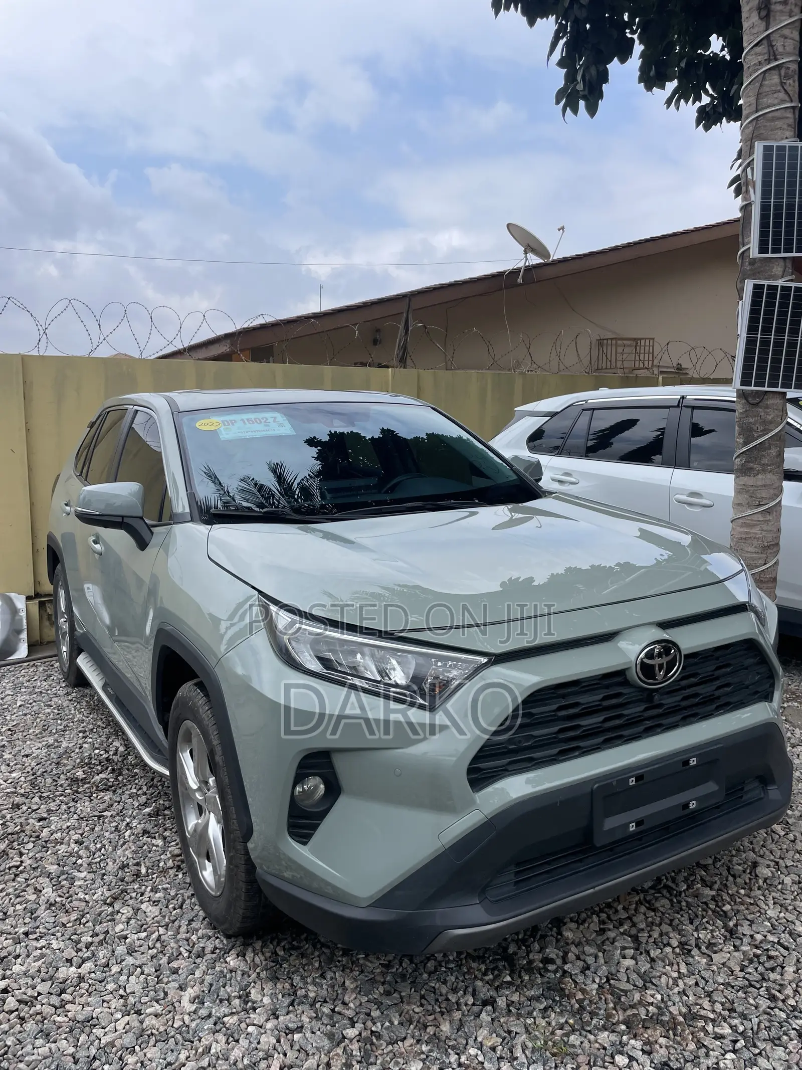 Toyota RAV4 XLE 2022 Gray