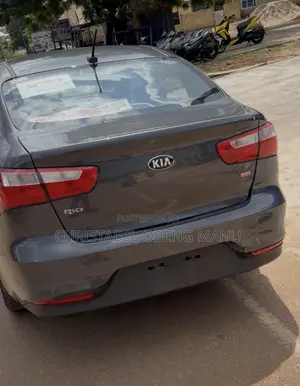 Kia Rio LX 4dr Sedan (1.6L 4cyl 6M) 2016