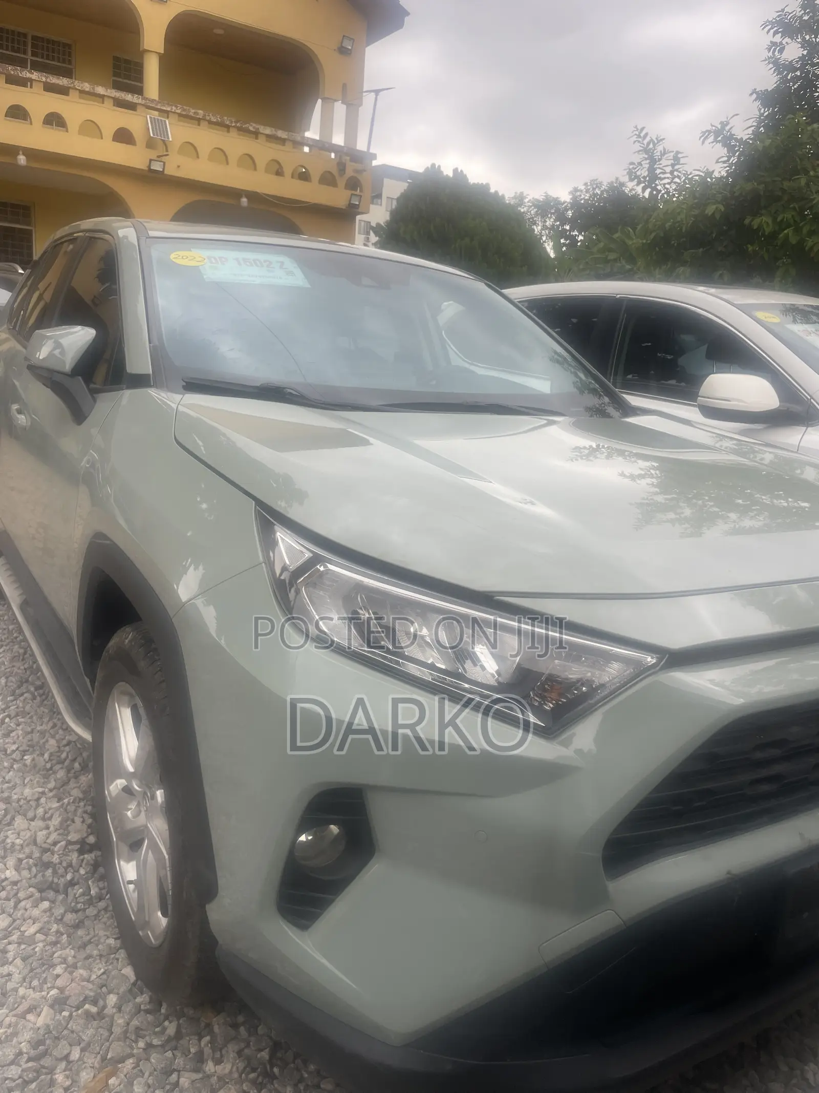 Toyota RAV4 XLE 2022 Gray