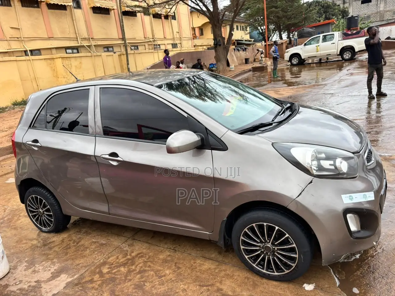 Kia Morning 2013 Beige