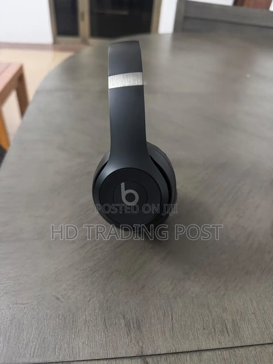 Beats Solo 4.
