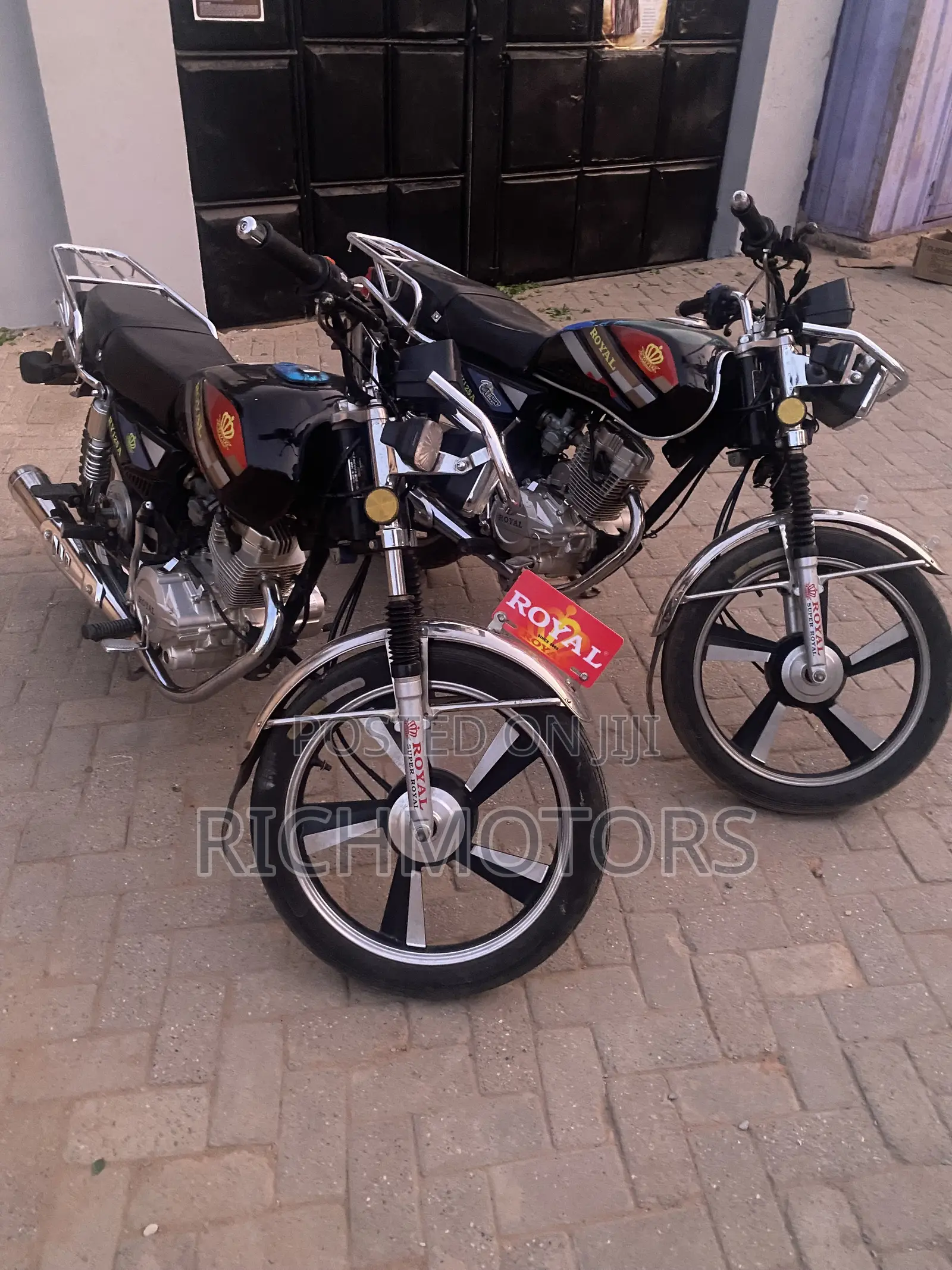 Royal RY125 2026 Black