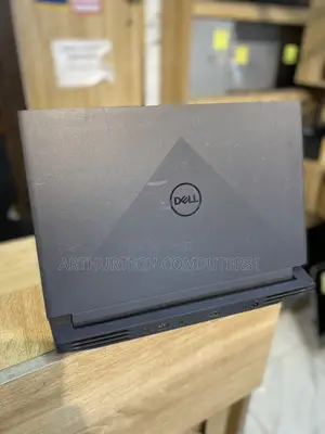 Laptop Dell G15 5510 16GB Intel Core i5 SSD 256GB