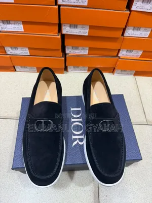 Classic Dior Sneakers