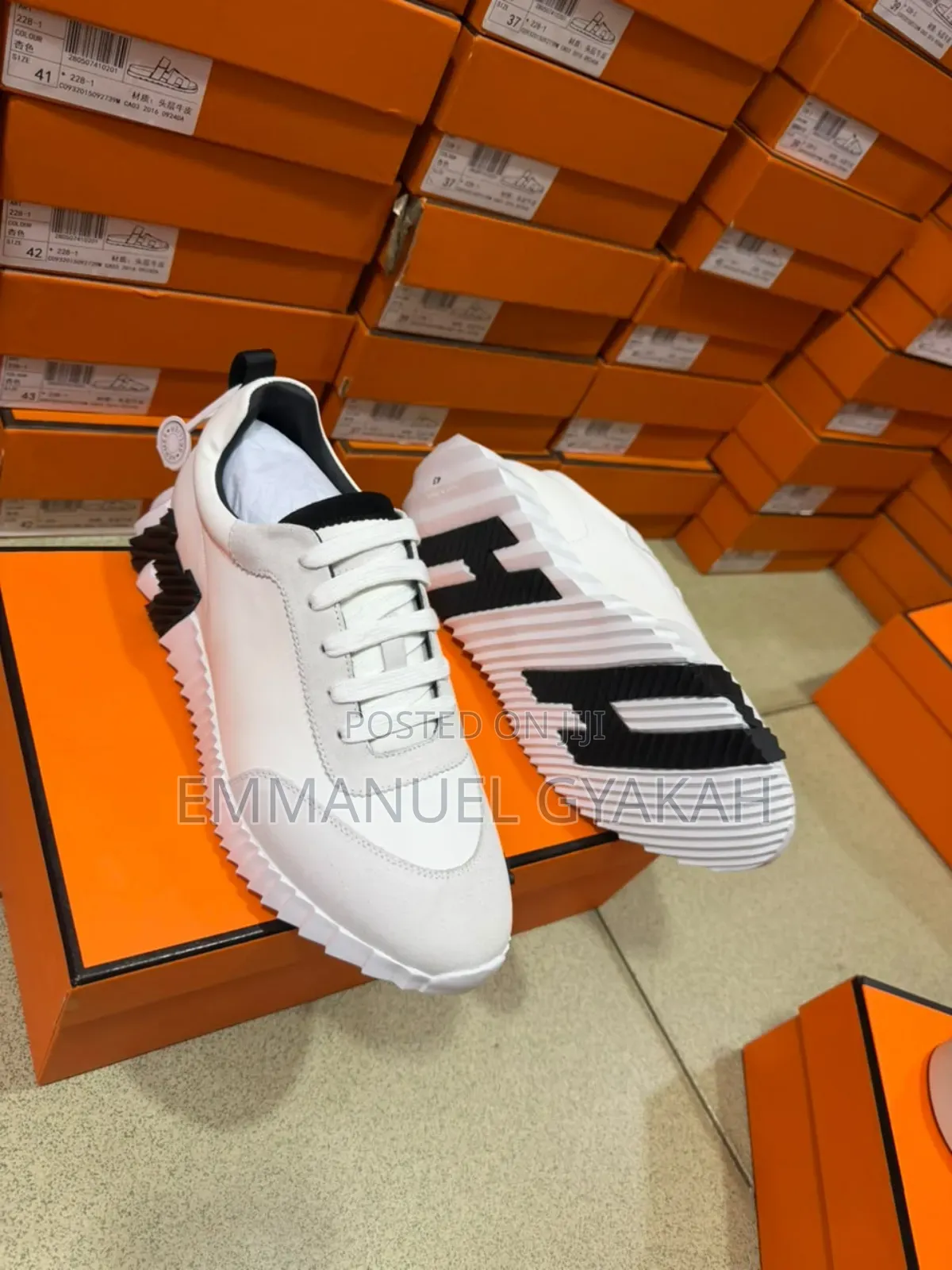 Classic Dior Sneakers