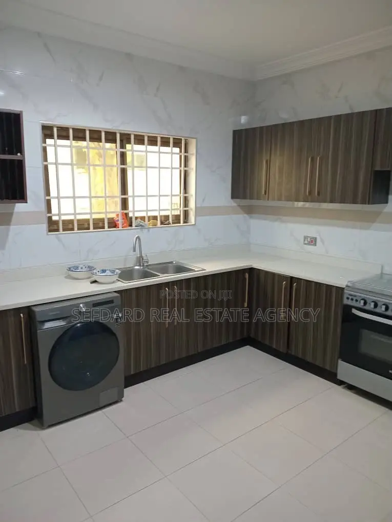 Furnished 4bdrm House in Sefdard Properties, Amasaman for sale