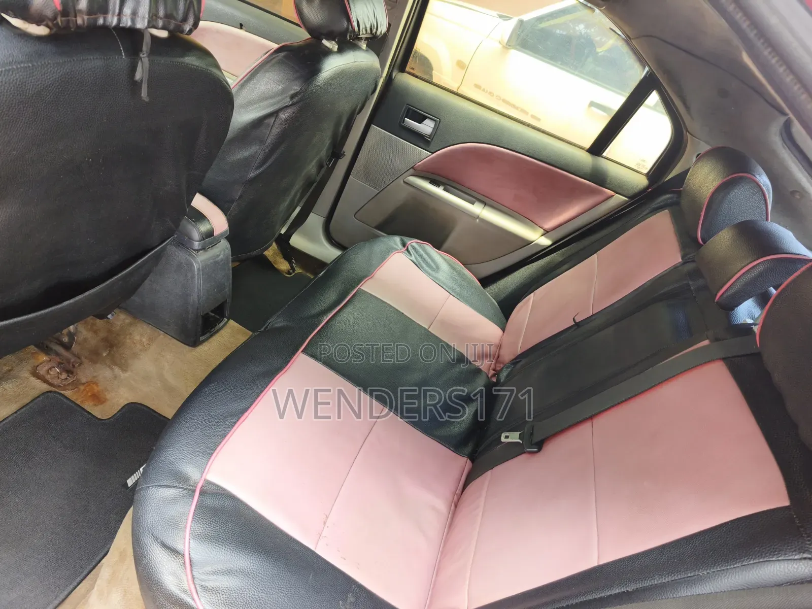 Ford Mondeo 1.8 2001 Red
