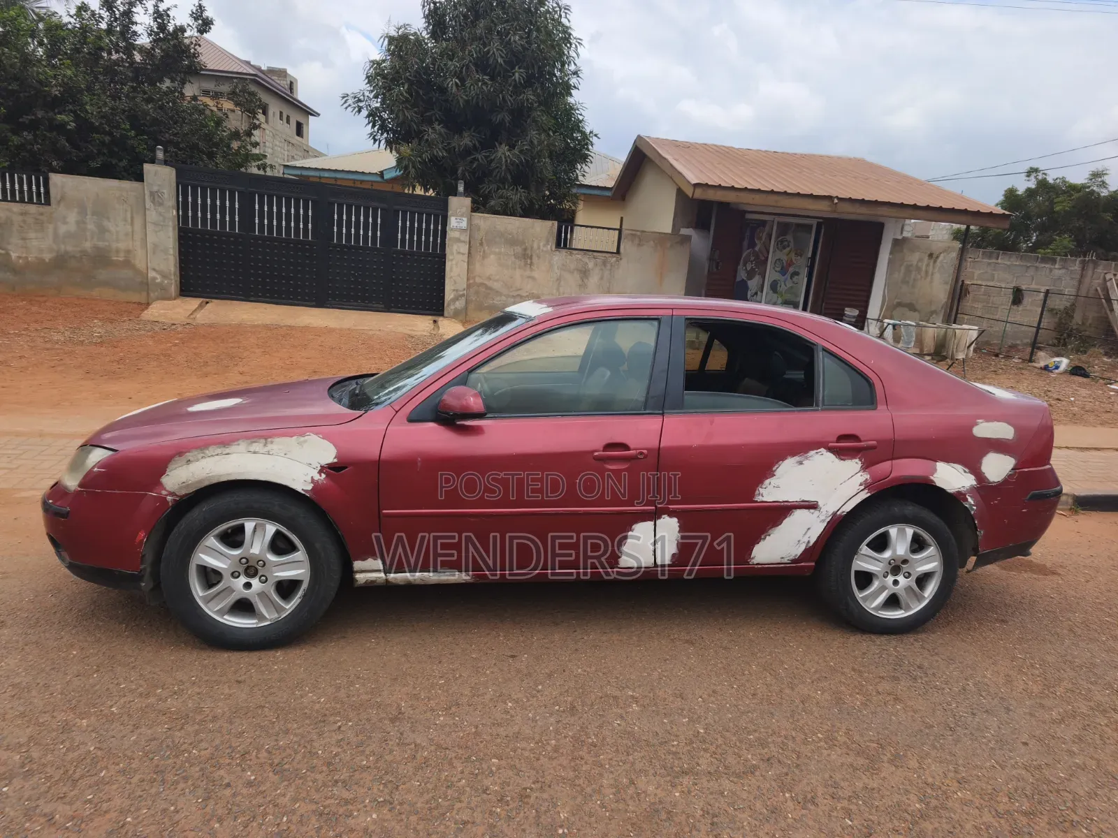 Ford Mondeo 1.8 2001 Red